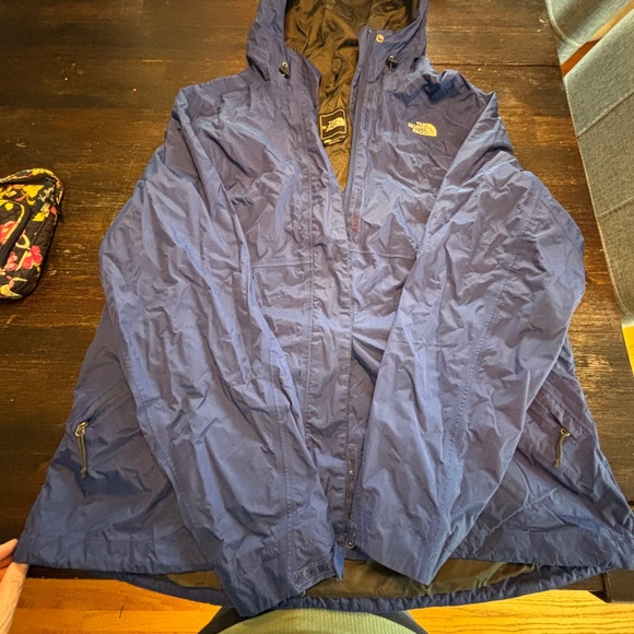 The North Face Royal blue Insulated Jacket - Picture 8 of 9